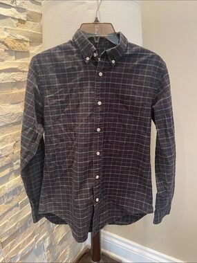 5/$25 Club Monaco Dark Blue Plaid Button-Down Shirt